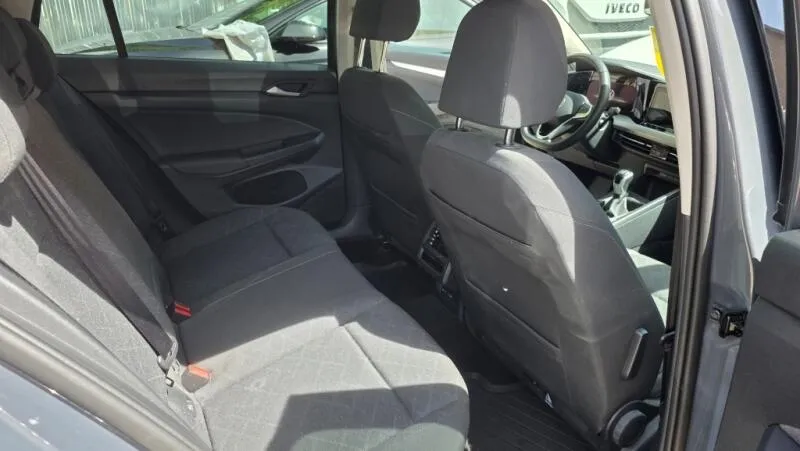 Volkswagen Golf 2.0 TDI 110kW Life záruka
