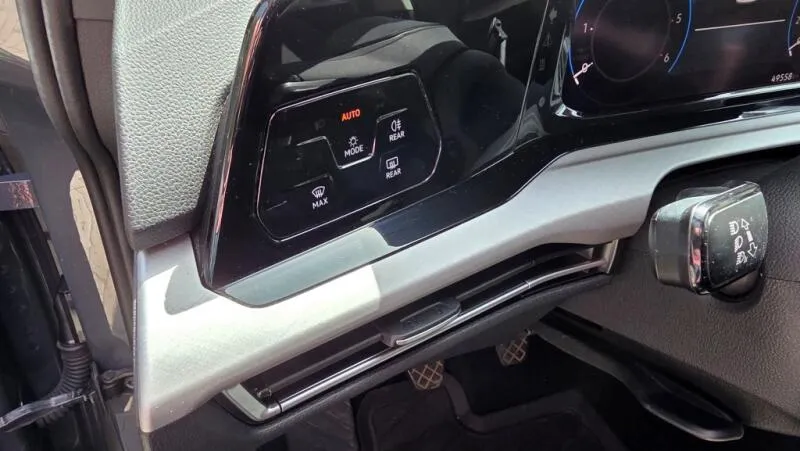 Volkswagen Golf 2.0 TDI 110kW Life záruka