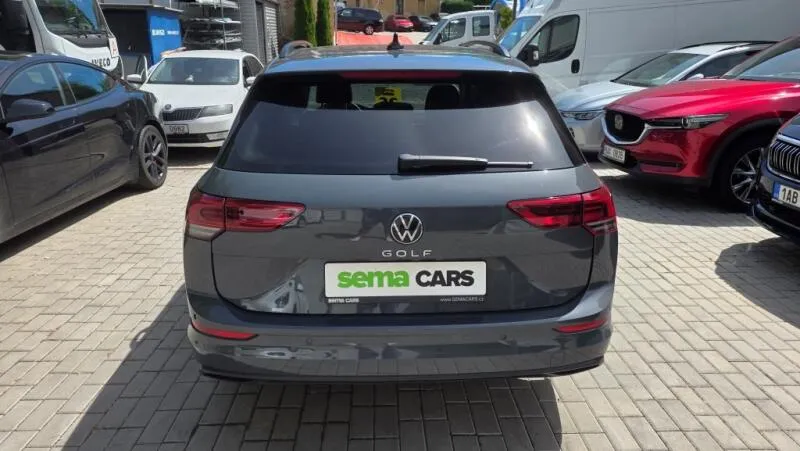 Volkswagen Golf 2.0 TDI 110kW Life záruka