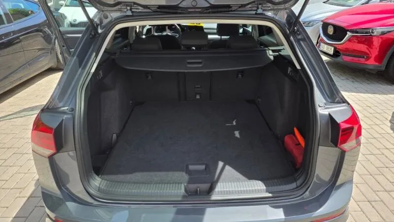 Volkswagen Golf 2.0 TDI 110kW Life záruka