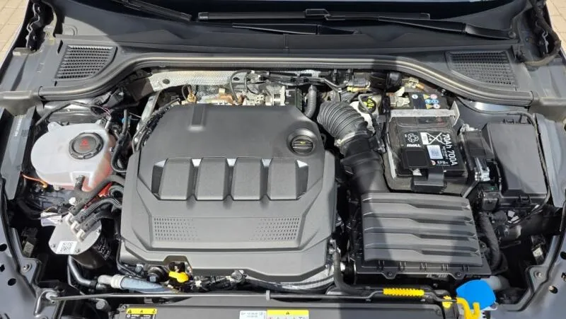 Volkswagen Golf 2.0 TDI 110kW DSG7 Style TZ