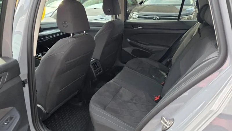 Volkswagen Golf 2.0 TDI 110kW DSG7 Style TZ