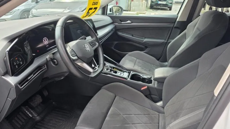 Volkswagen Golf 2.0 TDI 110kW DSG7 Style TZ Volkswagen Golf 2.0 TDI 110kW DSG7 Style TZ