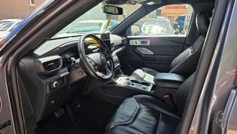 Ford Explorer 3.0 EcoBoost 336 kW PHEV 7míst Ford Explorer 3.0 EcoBoost 336 kW PHEV 7míst