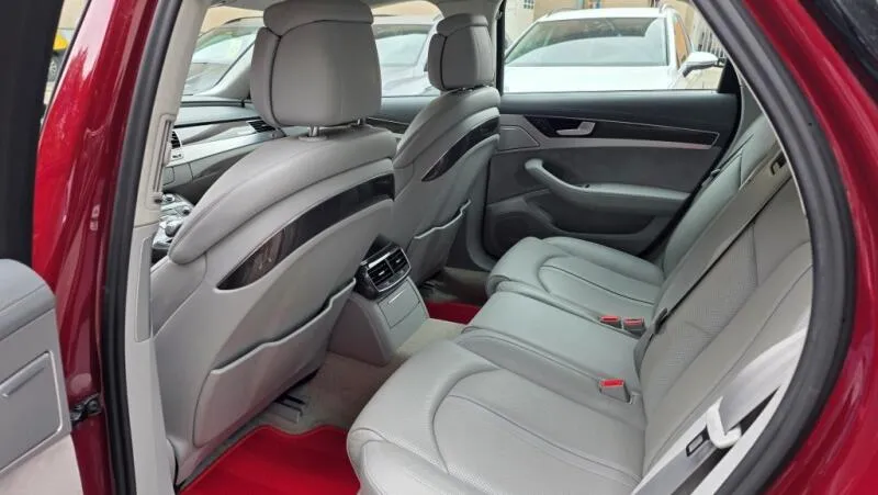 Audi A8 4.2 V8 TDI 283 kW quattro