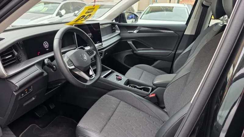 Volkswagen Tayron 1.5 eTSI 110kW DSG7 TZ záruka Volkswagen Tayron 1.5 eTSI 110kW DSG7 TZ záruka