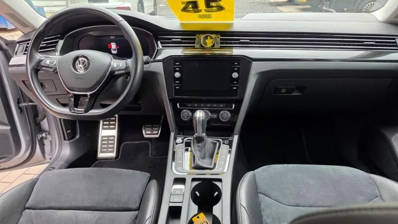 Volkswagen Arteon 2.0 TSI 140 kW DSG Elegance Volkswagen Arteon 2.0 TSI 140 kW DSG Elegance