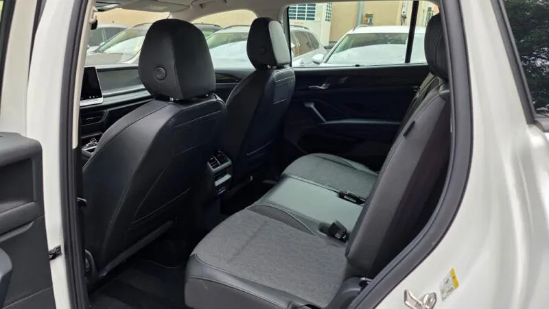 Volkswagen Tayron 2.0 TDI 142kW 4x4 DSG7 7míst Volkswagen Tayron 2.0 TDI 142kW 4x4 DSG7 7míst