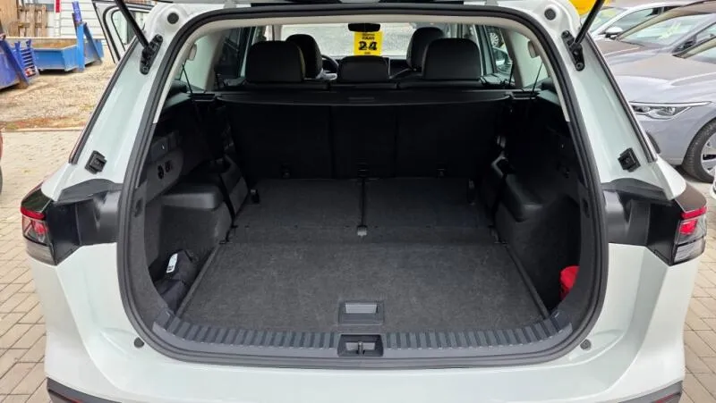 Volkswagen Tayron 2.0 TDI 142kW 4x4 DSG7 7míst Volkswagen Tayron 2.0 TDI 142kW 4x4 DSG7 7míst