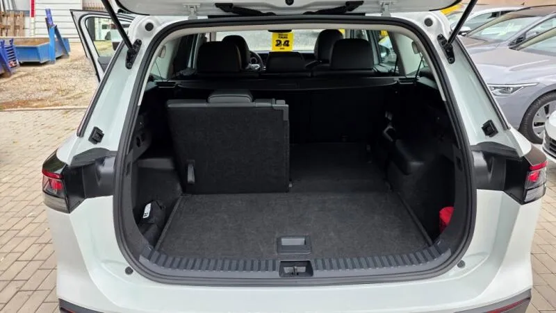 Volkswagen Tayron 2.0 TDI 142kW 4x4 DSG7 7míst Volkswagen Tayron 2.0 TDI 142kW 4x4 DSG7 7míst