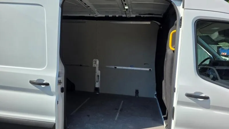 Ford Transit 2.0 TDCi 96 kW L3H2 Ford Transit 2.0 TDCi 96 kW L3H2