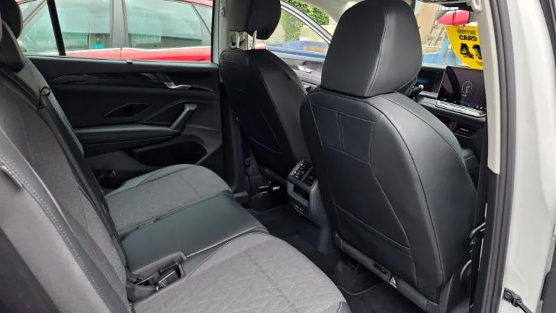 Volkswagen Tayron 1.5 eTSI 110 kW DSG7 7míst Volkswagen Tayron 1.5 eTSI 110 kW DSG7 7míst