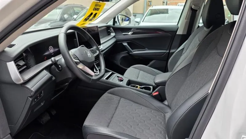 Volkswagen Tayron 1.5 eTSI 110 kW DSG7 7míst Volkswagen Tayron 1.5 eTSI 110 kW DSG7 7míst