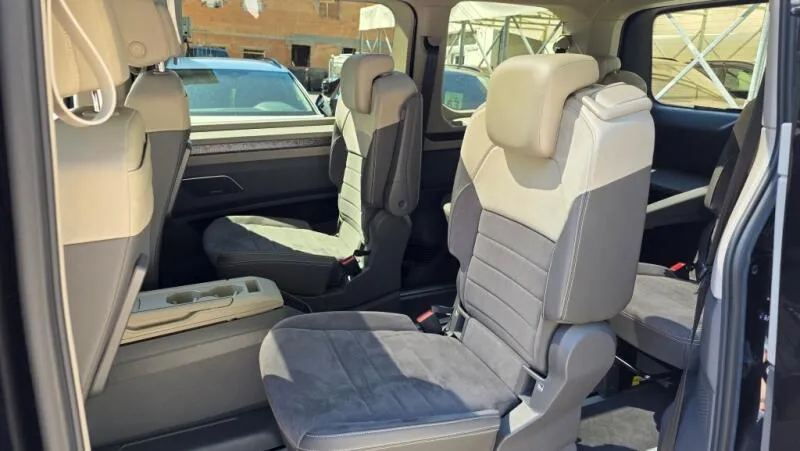 Volkswagen Multivan 1.4 TSI PHEV 160kW Style Volkswagen Multivan 1.4 TSI PHEV 160kW Style