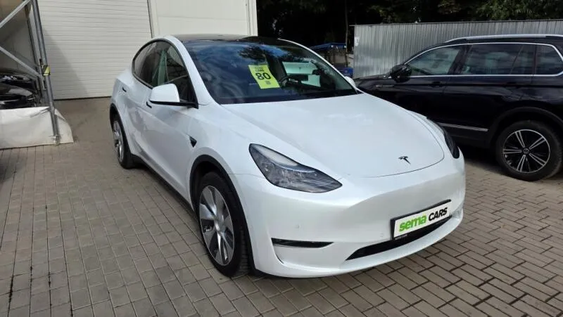Tesla Model Y Long Range AWD SoH 91,4% Tesla Model Y Long Range AWD SoH 91,4%