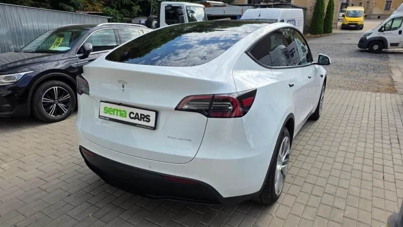 Tesla Model Y Long Range AWD SoH 91,4% Tesla Model Y Long Range AWD SoH 91,4%