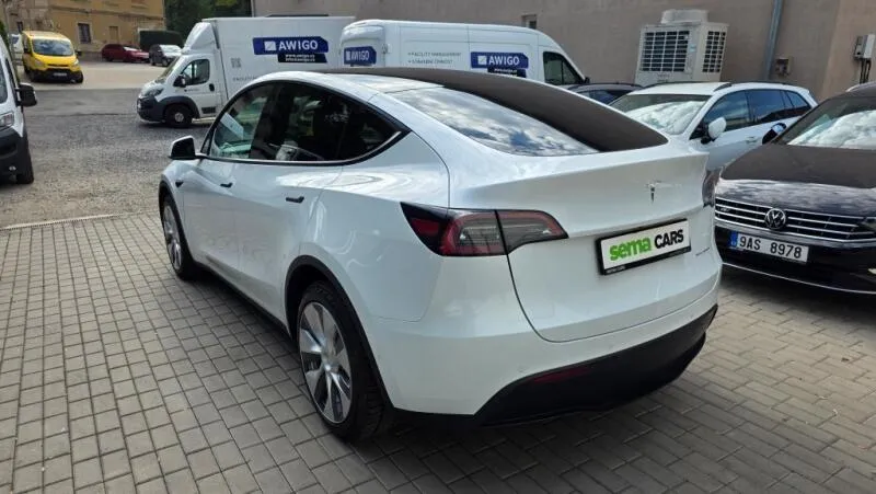 Tesla Model Y Long Range AWD SoH 91,4% Tesla Model Y Long Range AWD SoH 91,4%