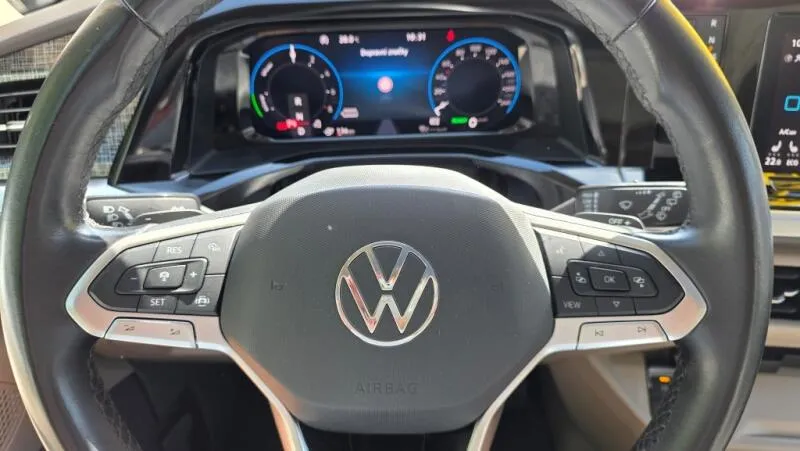 Volkswagen Multivan 1.4 TSi PHEV Long TZ SoH 97% Volkswagen Multivan 1.4 TSi PHEV Long TZ SoH 97%