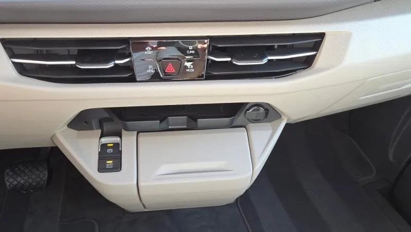 Volkswagen Multivan 1.4 TSi PHEV Long TZ SoH 97% Volkswagen Multivan 1.4 TSi PHEV Long TZ SoH 97%
