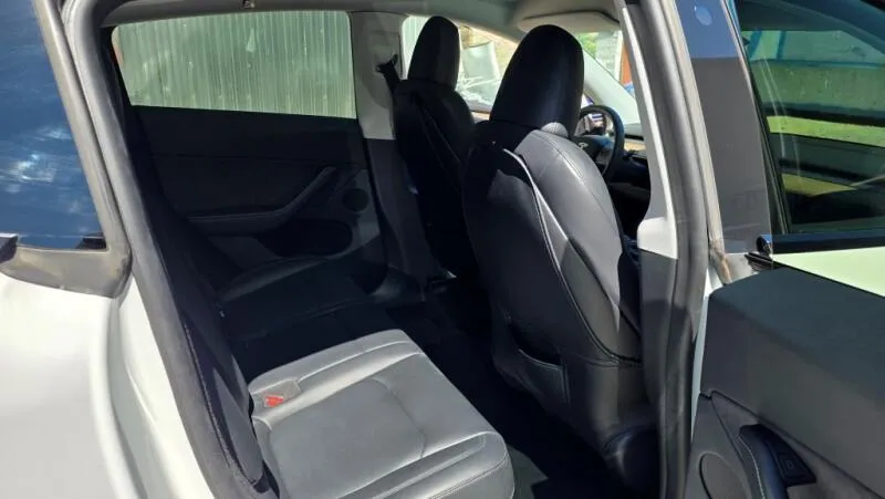 Tesla Model Y Long Range AWD DE SoH 92,4%