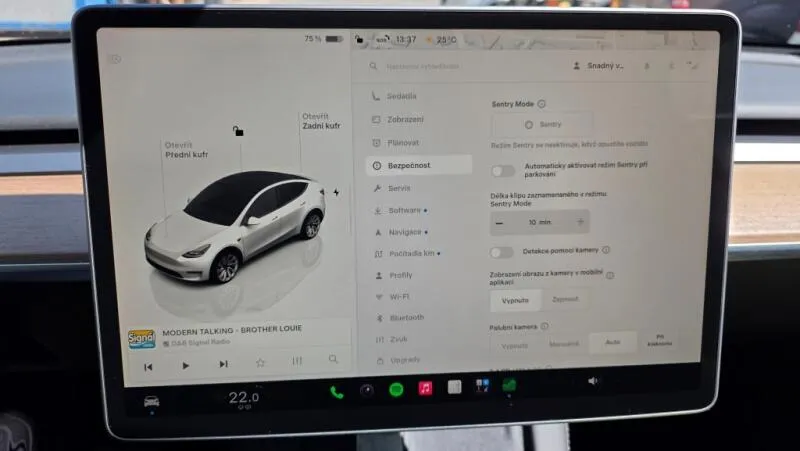 Tesla Model Y Long Range AWD DE SoH 92,4%