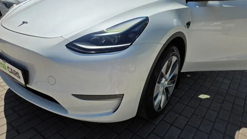 Tesla Model Y Long Range AWD DE SoH 92,4%