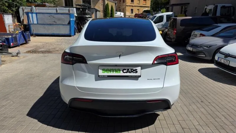 Tesla Model Y Long Range AWD DE SoH 92,4%
