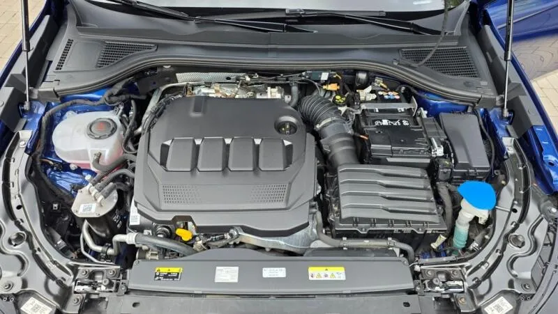 Volkswagen Passat 2.0 TDI 142kW Eleg DSG záruka Volkswagen Passat 2.0 TDI 142kW Eleg DSG záruka