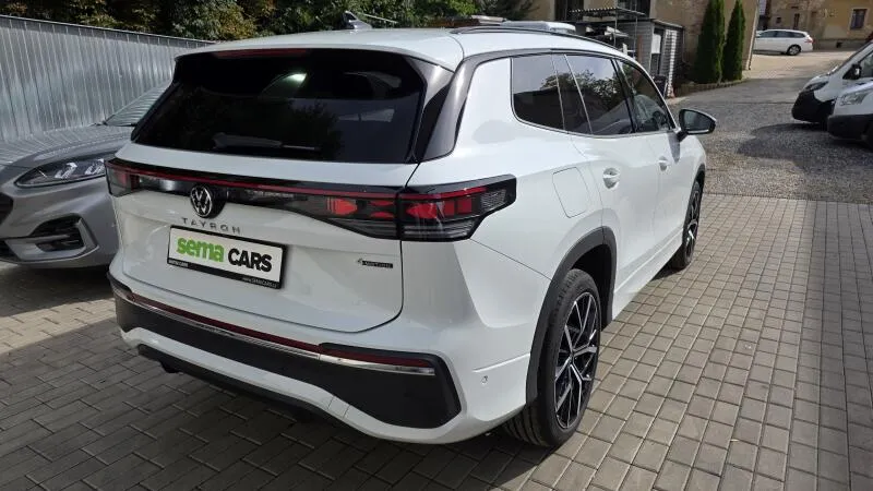 Volkswagen Tayron 2.0 TSI 150kW 4x4 DSG Eleg TZ Volkswagen Tayron 2.0 TSI 150kW 4x4 DSG Eleg TZ