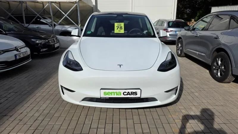 Tesla Model Y LR AWD Berlin Záruka SoH 92,9%