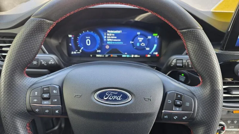 Ford Kuga 2.5i PHEV 165 kW ST-line AT TZ