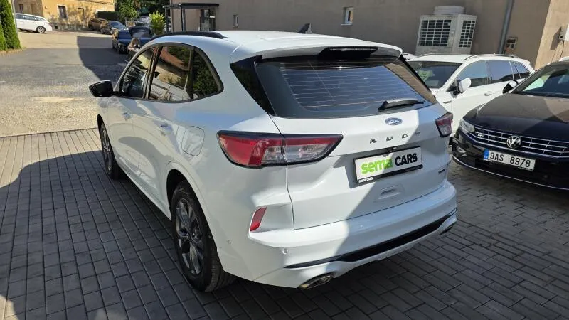 Ford Kuga 2.5i PHEV 165 kW ST-line AT TZ