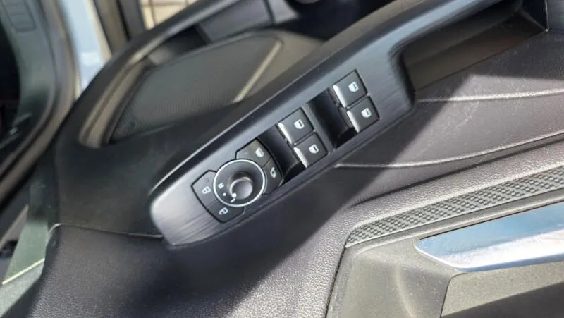 Ford Kuga 2.5i PHEV 165 kW ST-line AT TZ