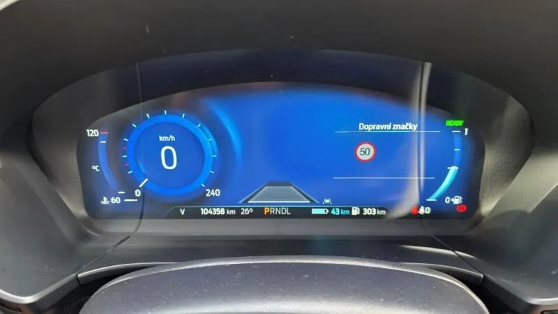 Ford Kuga 2.5i PHEV 165 kW ST-line AT TZ