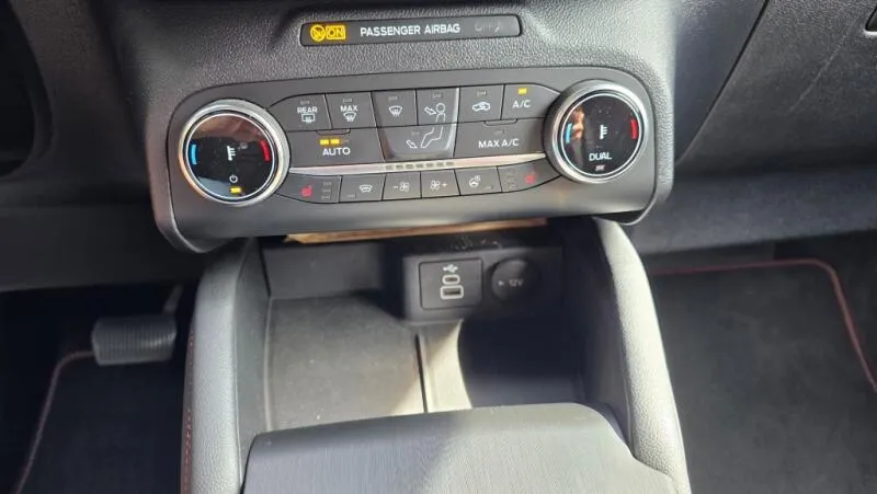 Ford Kuga 2.5i PHEV 165 kW ST-line AT TZ