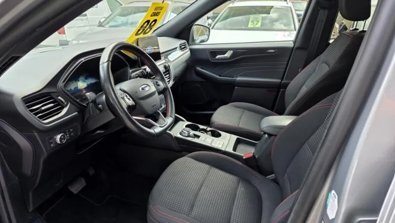 Ford Kuga 2.5i PHEV 165 kW ST-line AT TZ