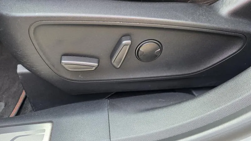 Ford Kuga 2.5i PHEV 165kW Titanium AT TZ
