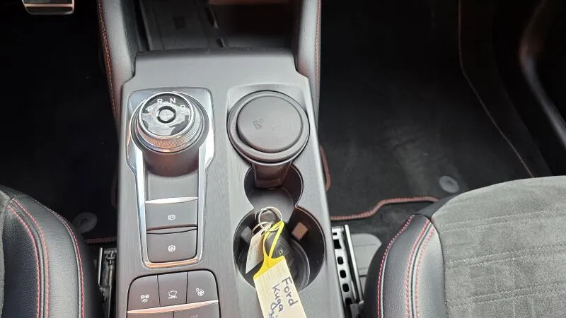 Ford Kuga 2.5i PHEV 165kW Titanium AT TZ