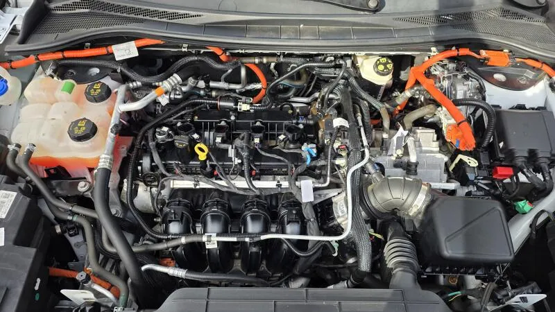 Ford Kuga 2.5i PHEV 165kW Titanium AT TZ
