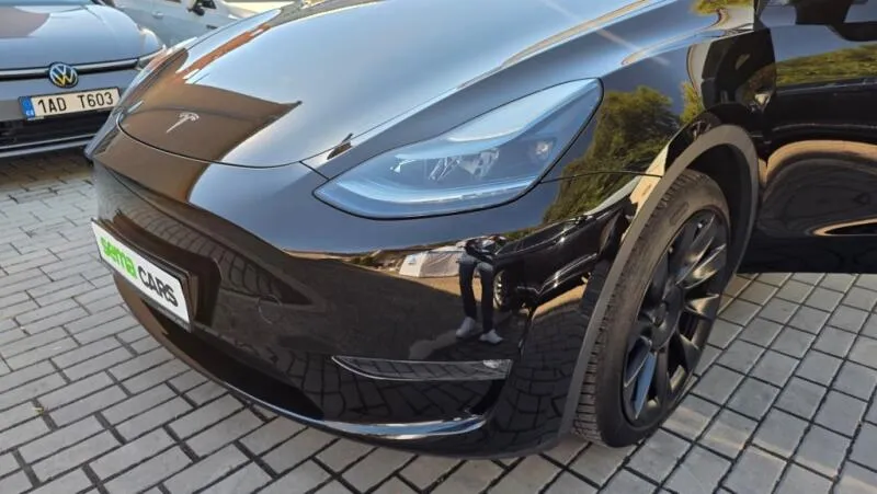 Tesla Model Y LR AWD DE Záruka SoH 93%