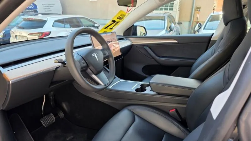 Tesla Model Y LR AWD DE Záruka SoH 93%
