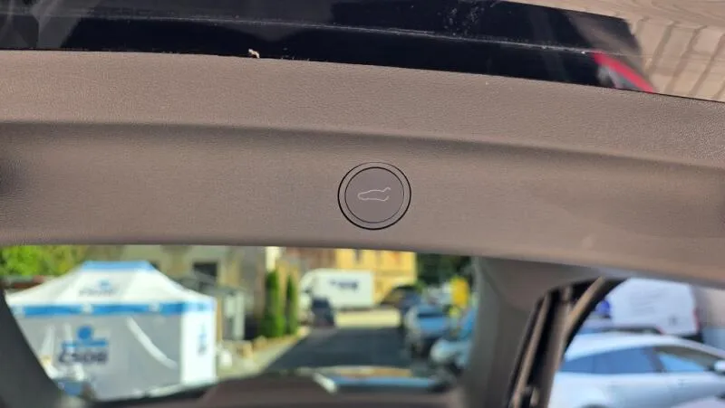 Tesla Model Y LR AWD DE Záruka SoH 93%