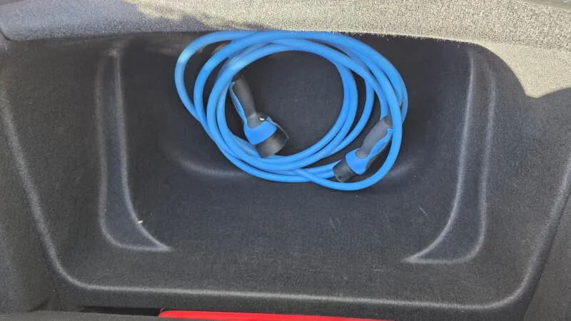 Tesla Model Y LR AWD DE Záruka SoH 93%