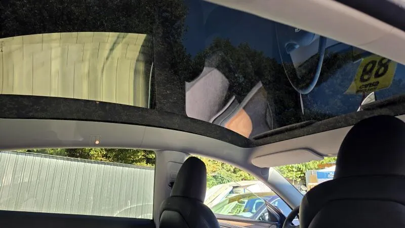 Tesla Model Y LR AWD DE Záruka SoH 93%