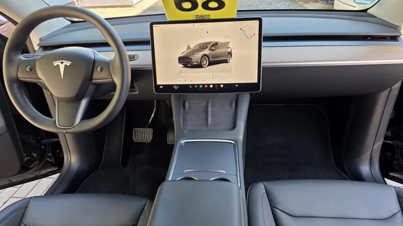 Tesla Model Y LR AWD DE Záruka SoH 93%