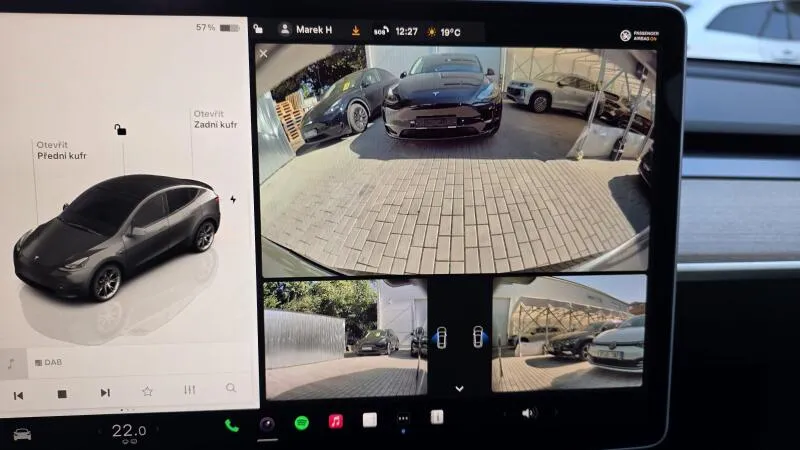 Tesla Model Y LR AWD DE Záruka SoH 93%