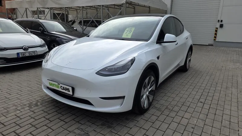 Tesla Model Y LR AWD Záruka SoH 93,2%