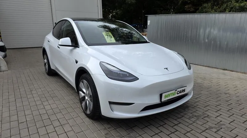 Tesla Model Y LR AWD Záruka SoH 93,2%