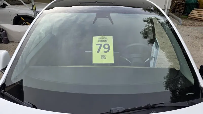 Tesla Model Y LR AWD Záruka SoH 93,2%