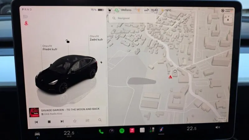 Tesla Model Y LR AWD DE Záruka SoH 92,7%